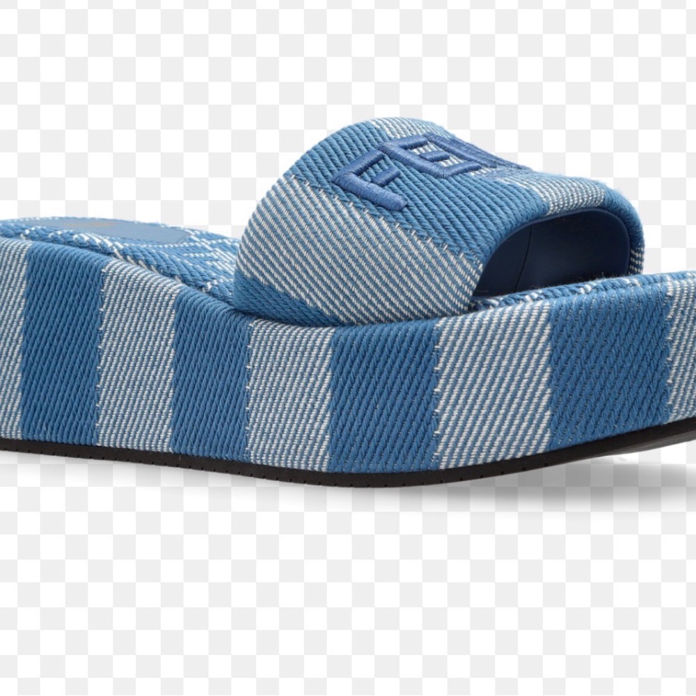 Sold! Fendi NEW NIB Women’s sunshine Denim Blue and White Slides platform EU 38